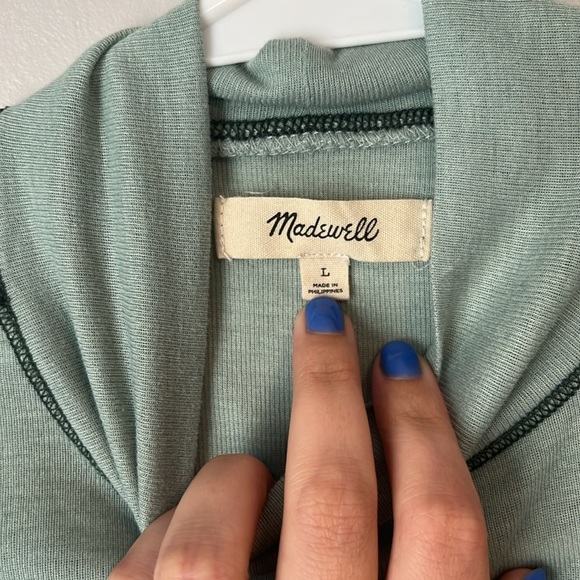 Madewell large green turtle neck is great for accenting outfits - Picture 3 of 5
